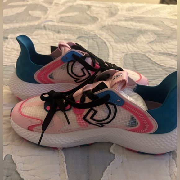 GFORE Women’s Golf Shoes - Picture 2 of 4